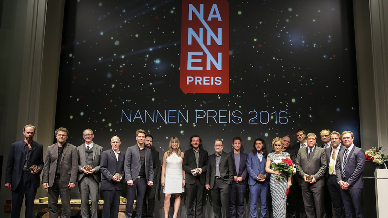 The winners of the Nannen Preis with Caren Miosga 
© Perrey/Stern 