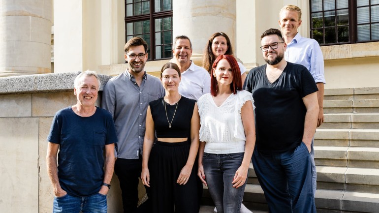 Front row (from left): Hartwig Masuch (BMG), Giulia Höck (BMG), Kathleen Herrmann (Telamo), and Marko Wünsch (Telamo). Back row (from left): Maximilian Kolb (BMG), Ken Otremba (Telamo), Katja Bab (BMG), and Caspar von Reden (BMG).