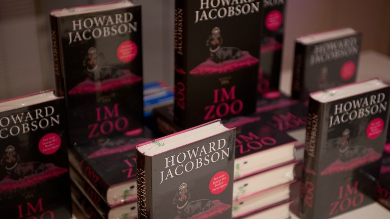 November 2014: Howard Jacobson presents his book &#34;Zoo Time&#34;