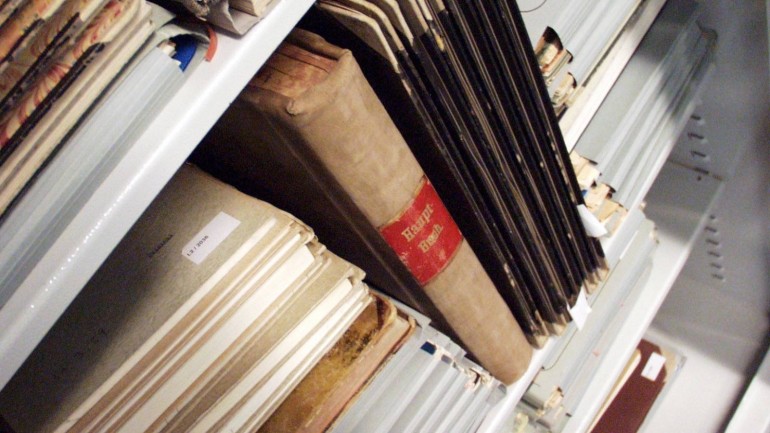 The ledger of C. Bertelsmann publishing house spans the entire inventory management.