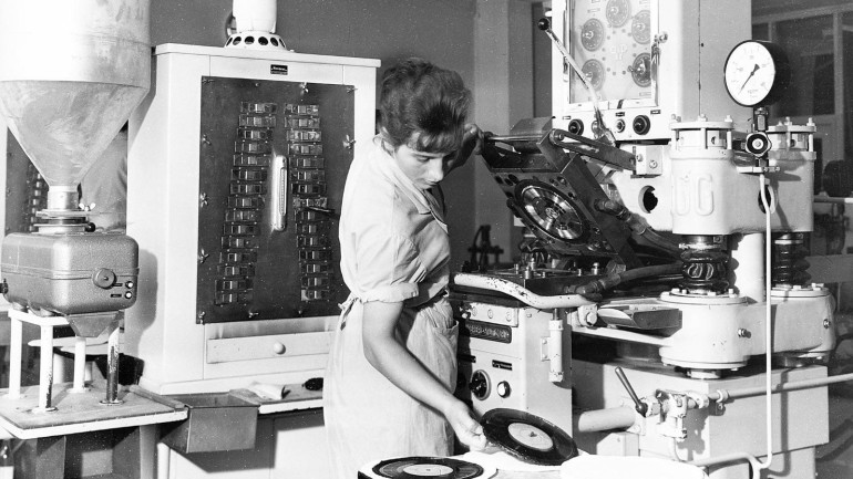 The first generation of record presses at Sonopress, 1958.