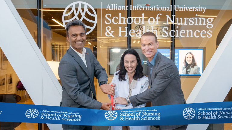 Sherrie Palmieri (School of Nursing and Health Sciences), Amish Shah (Arizona State House of Representatives) and Andy Vaughn (President and CEO of Alliant, f. l.)